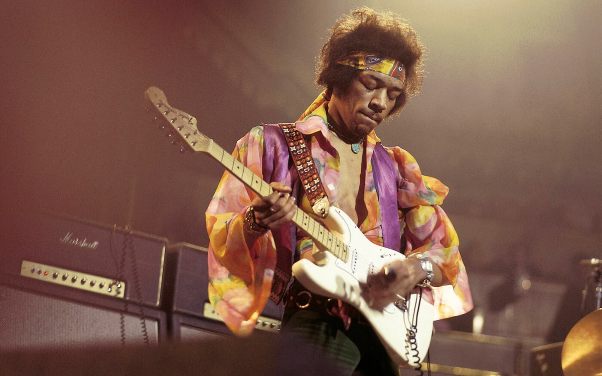 Jimi Hendrix Plays Upside Down Guitar